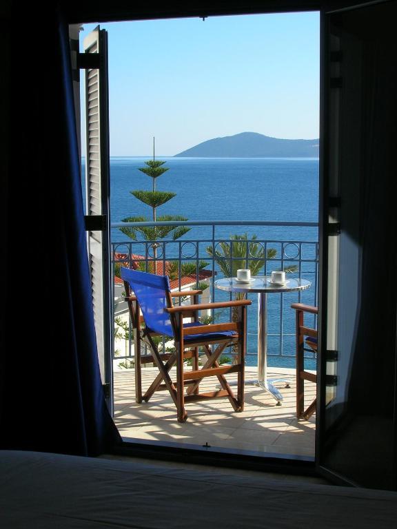 Studio with Sea View