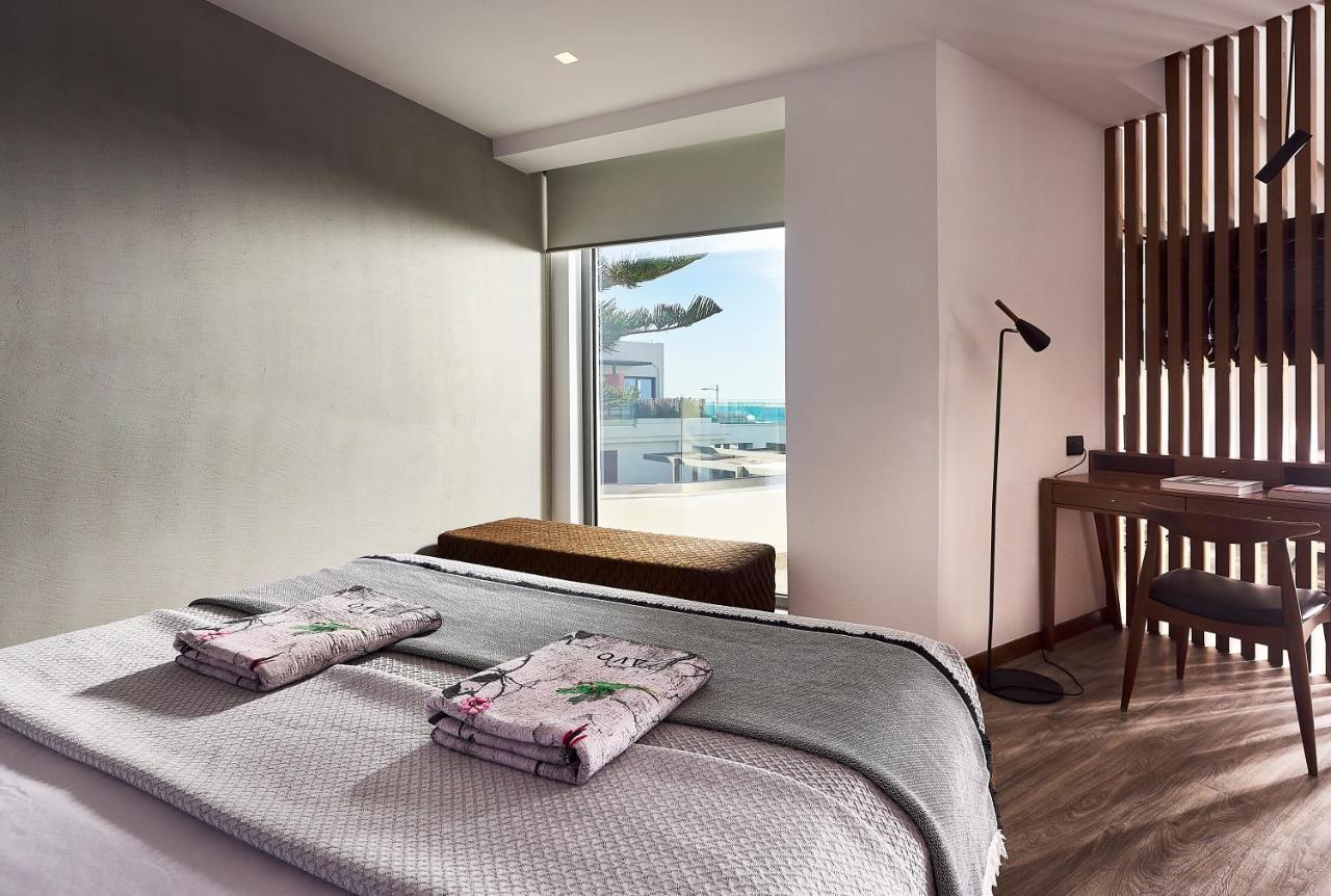 Deluxe Suite with Indoor Jacuzzi -Sea View