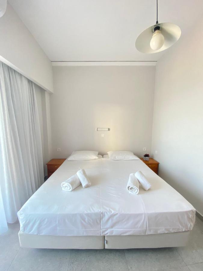Double or Twin Room Sea View