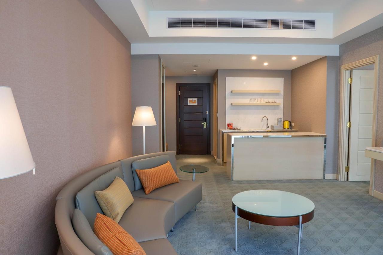 Luxury Suite