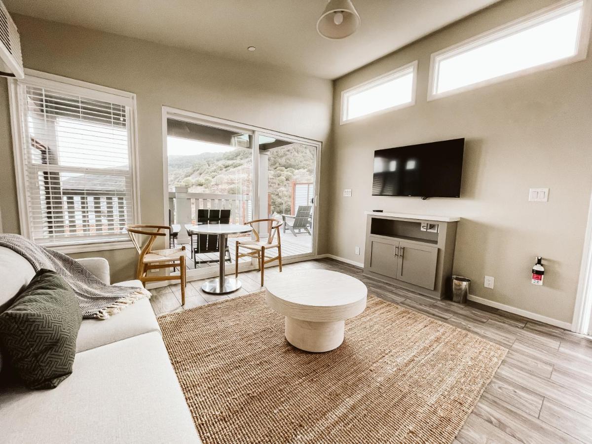 Premium Ocean View Beach Cottage