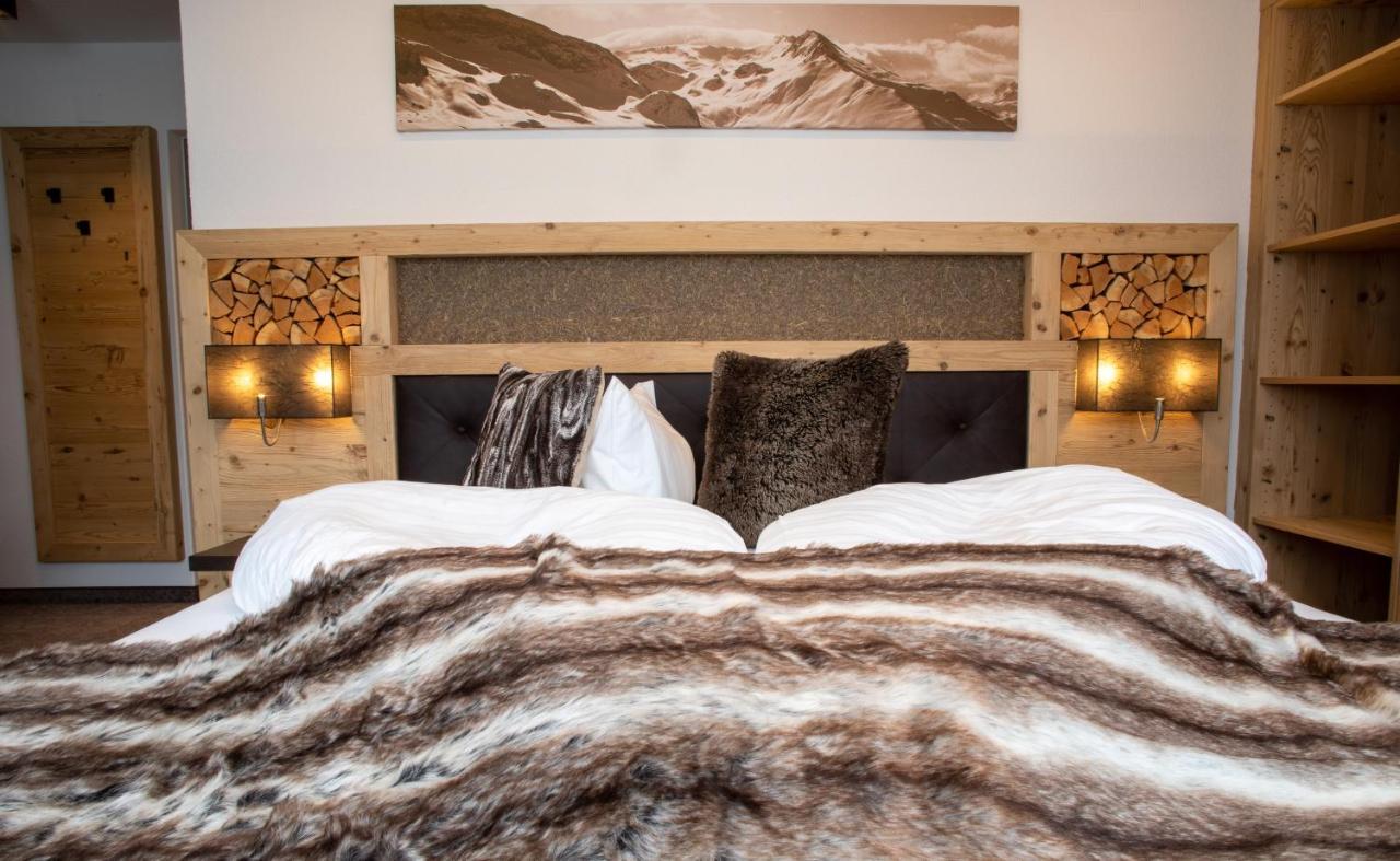 Alpine Double Room Bath