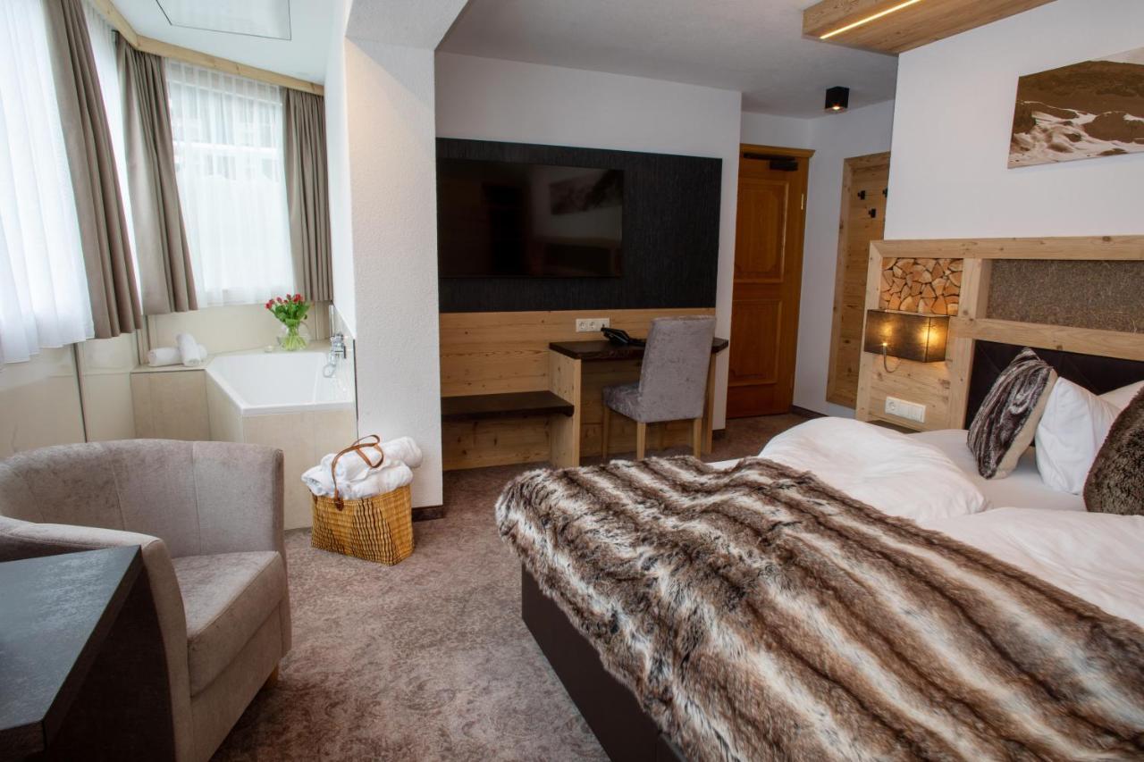Alpine Double Room Bath