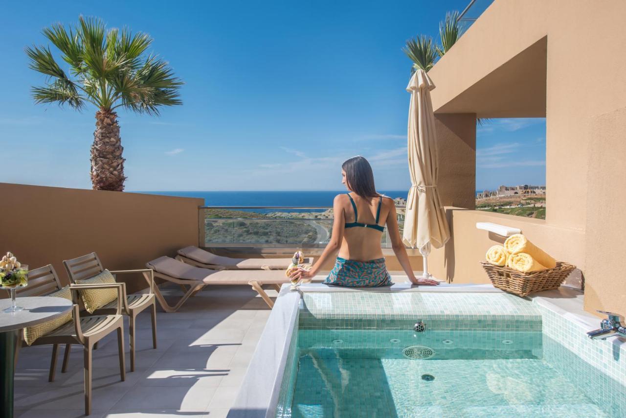 Suite Familiale avec Bain à Remous Extérieur - Vue sur Mer