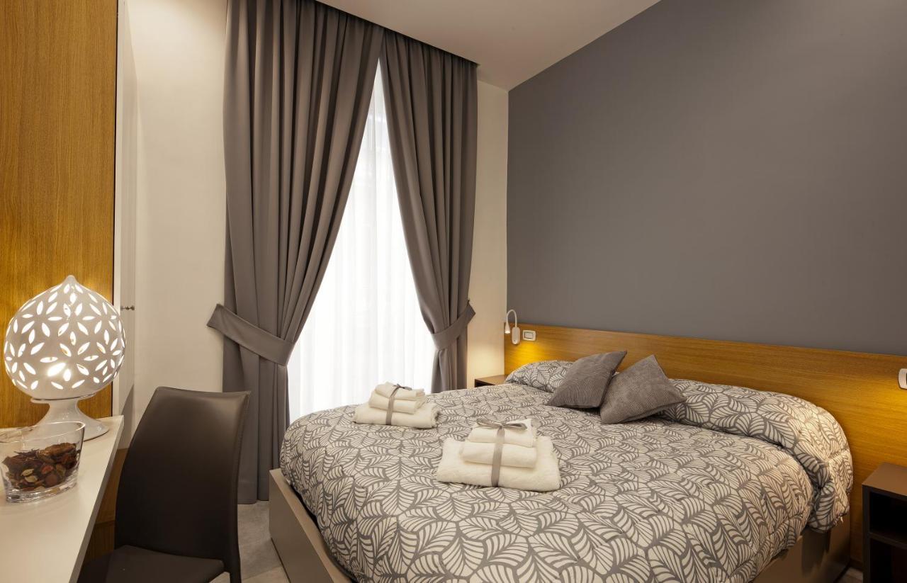 Double Room with Balcony,965578159:JPEG