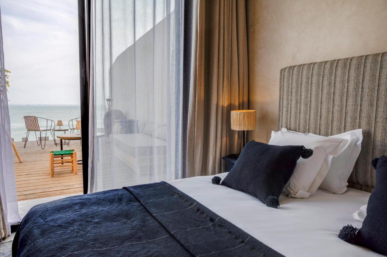 Deluxe tweepersoonskamer met balkon en uitzicht op zee