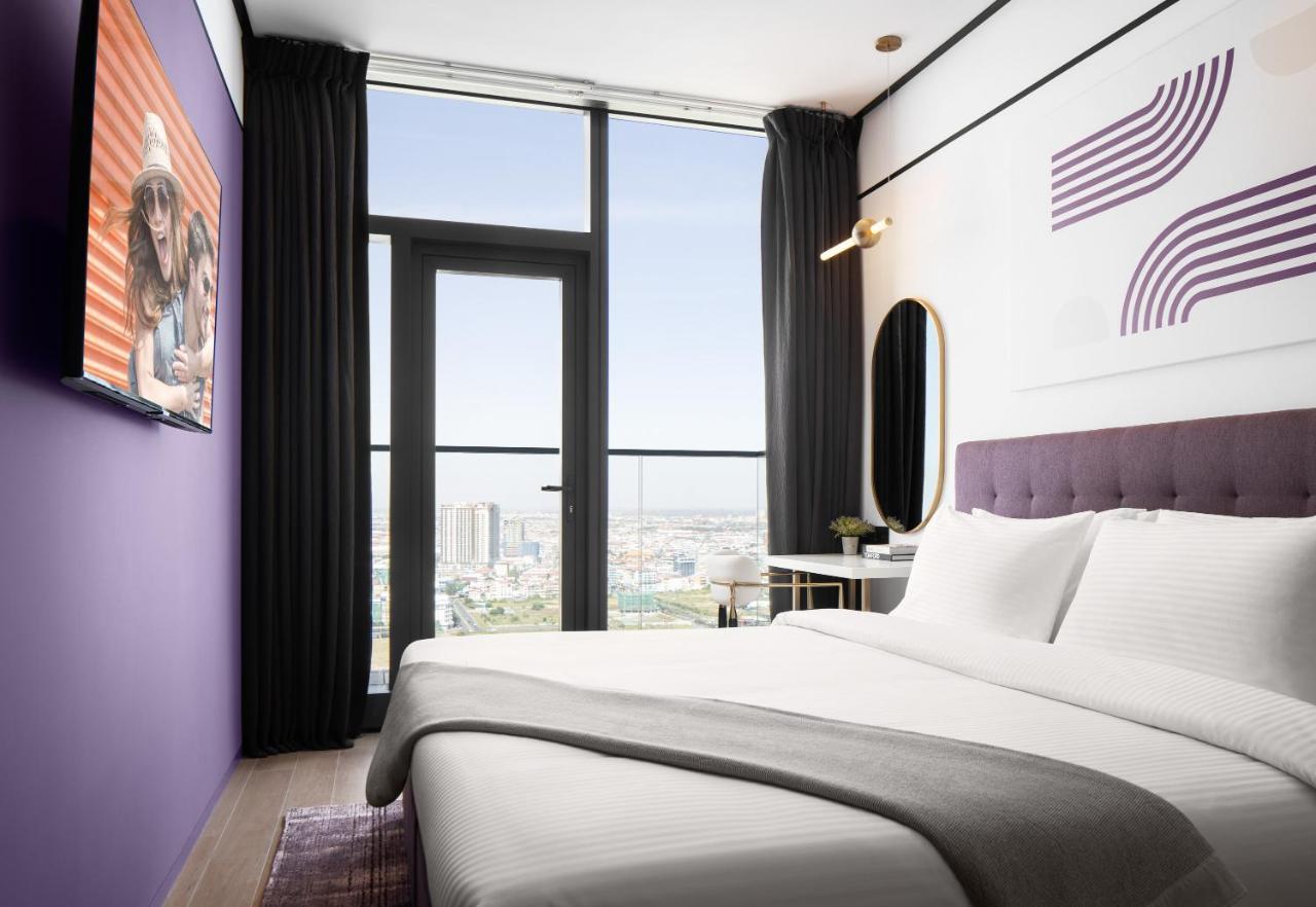 Executive Room,1362052580:JPEG