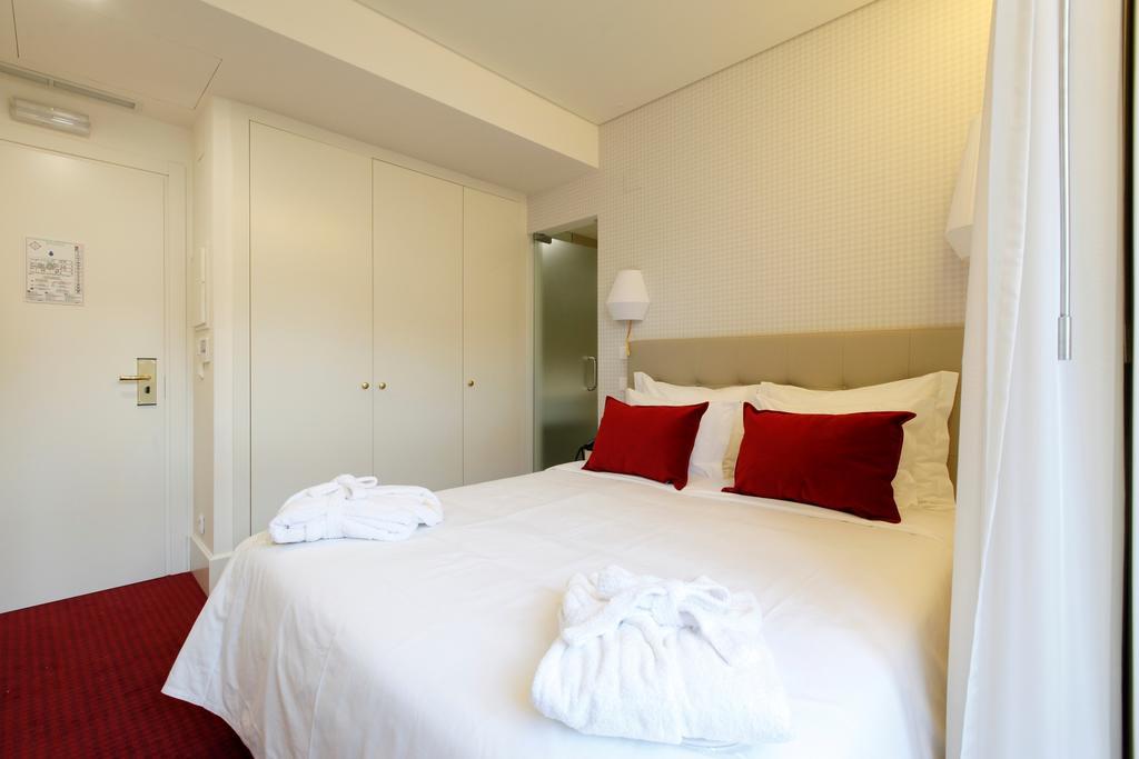 Mini Double or Twin Room with Street View,119041420:JPEG