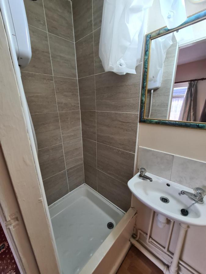 Economy Single Room