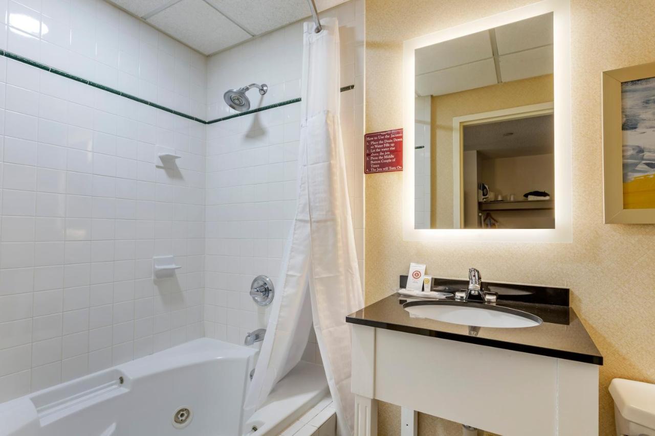 King Suite with Whirlpool - Non smoking