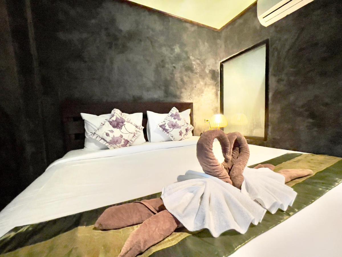 Chambre Lit King-Size avec Balcon