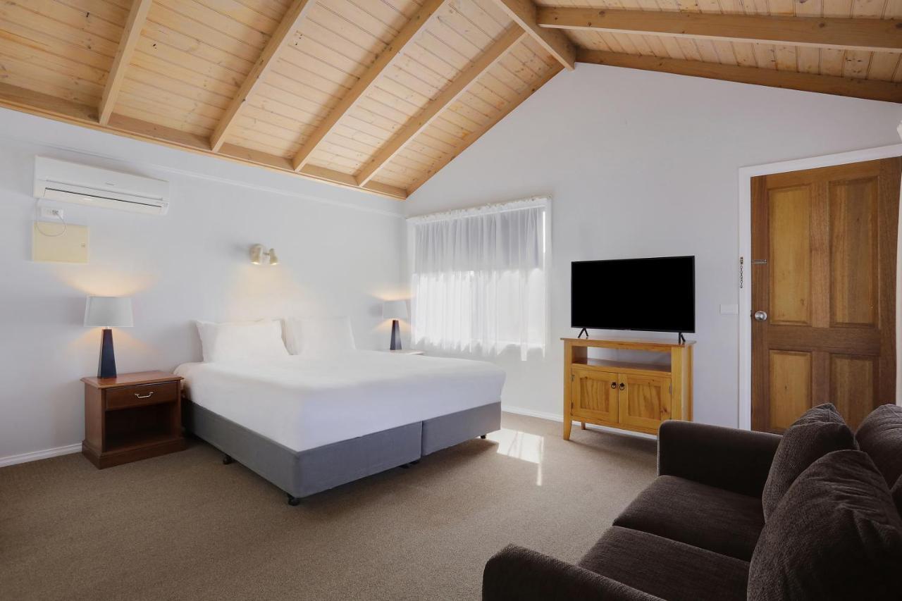 Deluxe Family Suite
