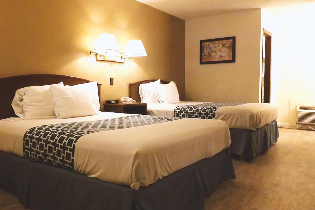 Standard Queen Room with Two Queen Beds