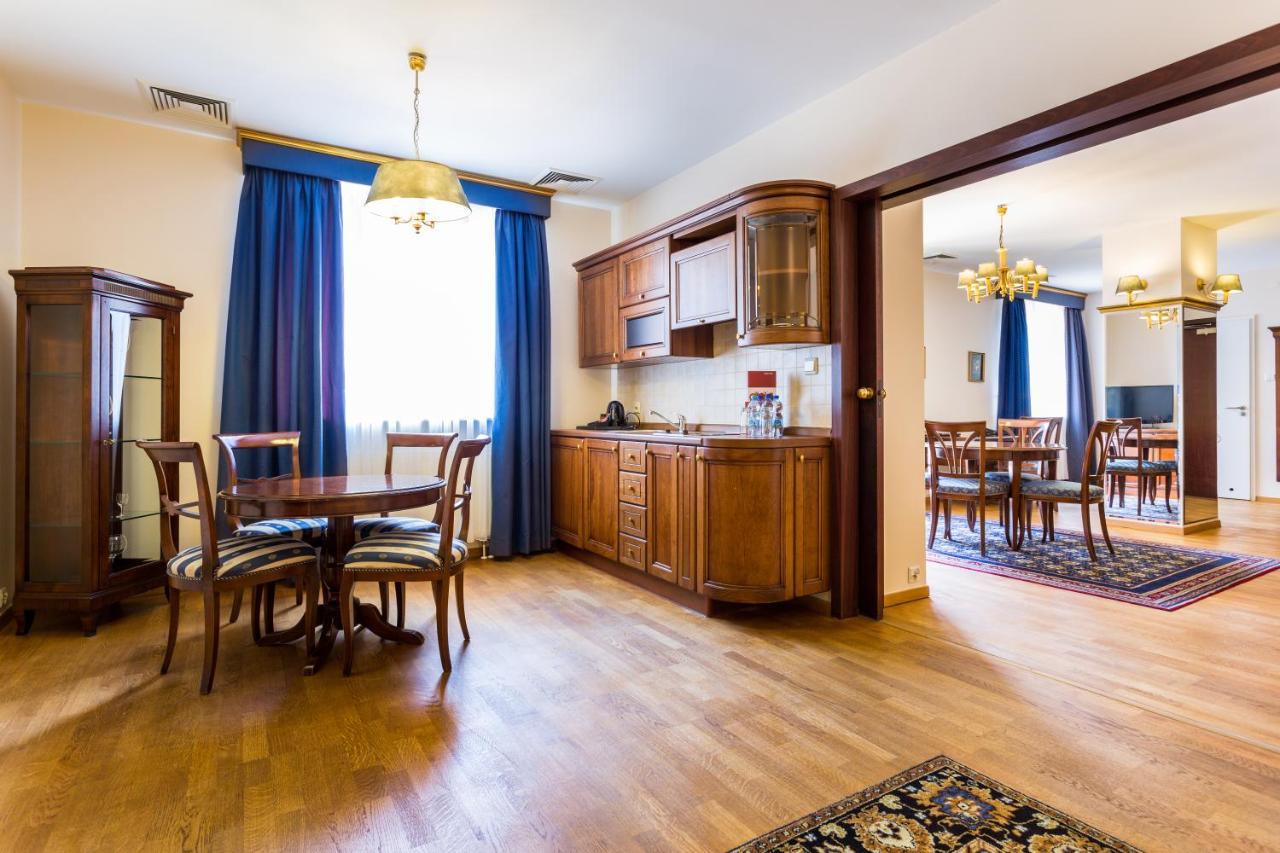 Deluxe Apartment,1184158339:JPEG