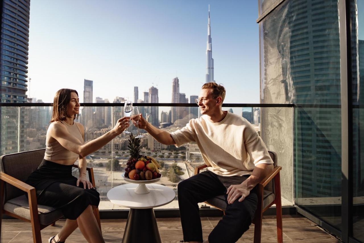 Premuim Twin Room with Balcony-Burj Khalifa View,1407160511:JPEG