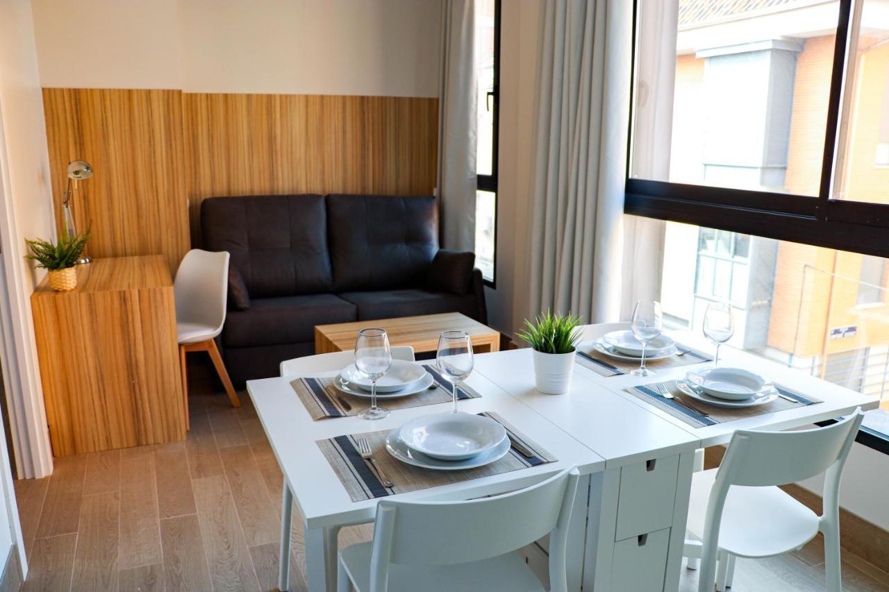 Two-Bedroom Apartment,1184206396:JPEG