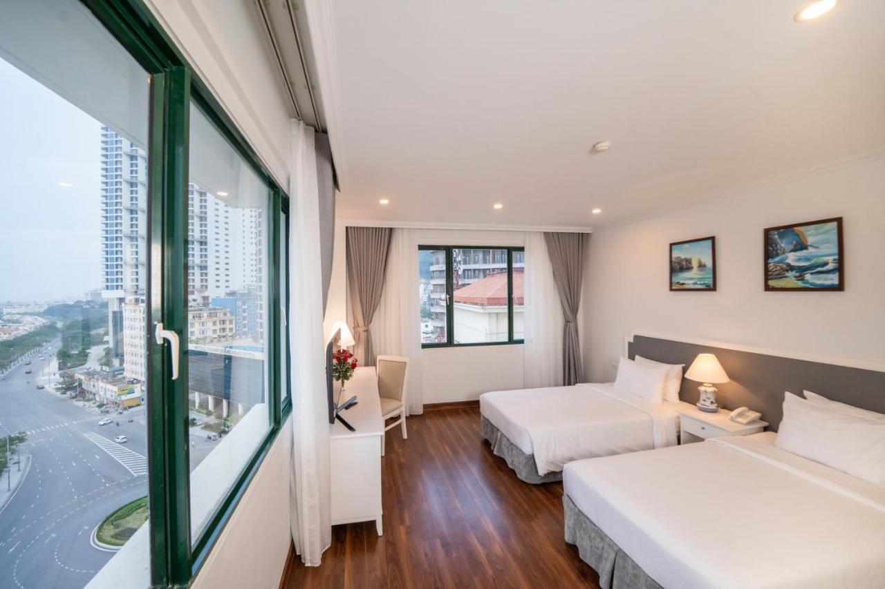 Phòng Deluxe 2 Giường Đơn Nhìn Ra Biển