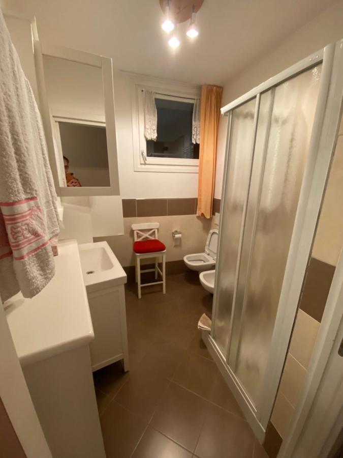 Standaard Appartement met 2 Slaapkamers - Kelder