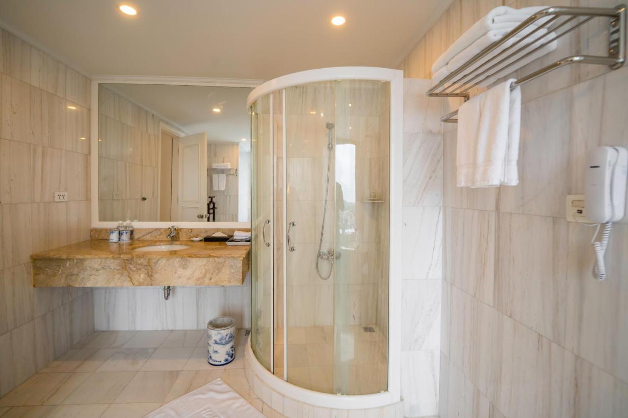 Suite Có Giường Cỡ King Nhìn Ra Biển
