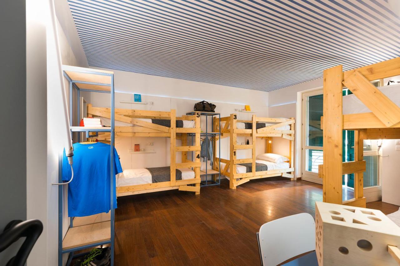 Stapelbed in Gemengde Slaapzaal