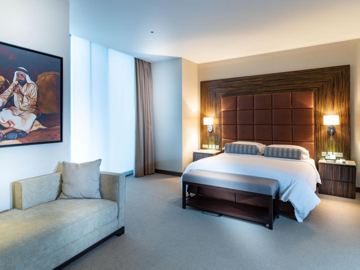 Three Bedroom Penthouse Sea View (with Maid Room), Beach Access Passes
