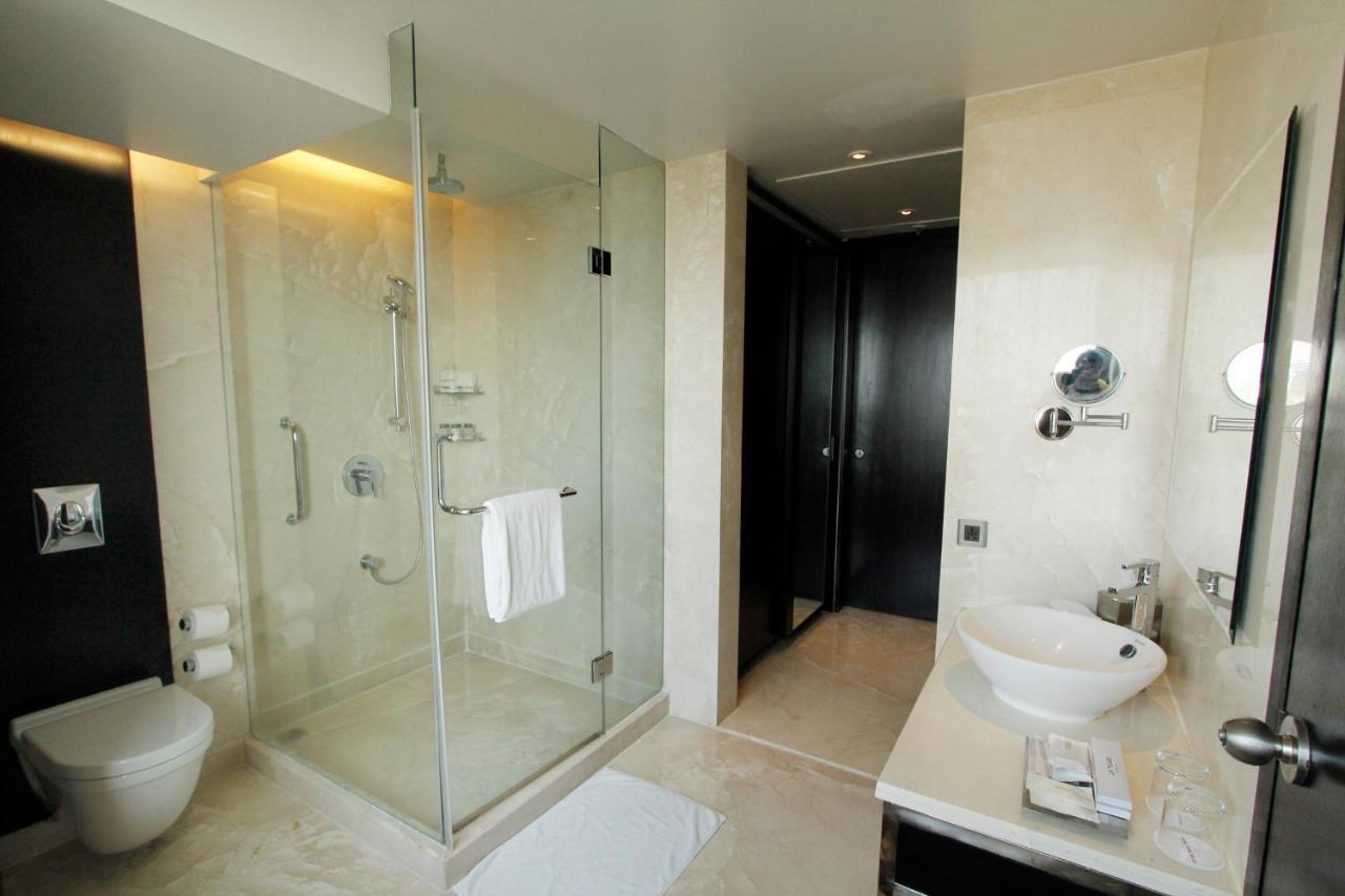 Premium King Room,1185315940:JPEG