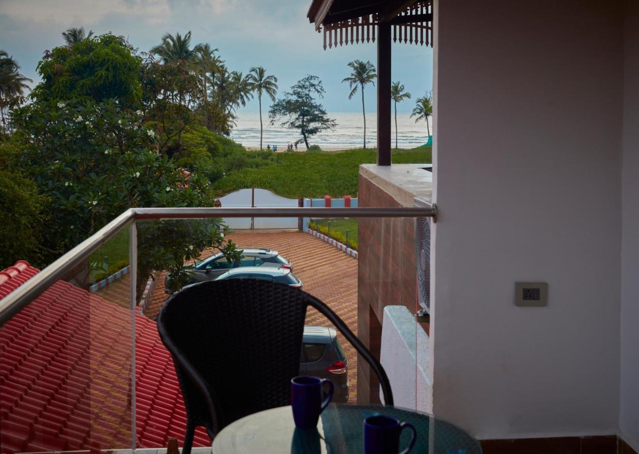 King Suite with Ocean View - 10% Discount on Food and Beverages at Sunshine restaurant -  Complimentary Hi-Tea with Cookies (5pm to 6 pm) - Happy Hours 1+1 (12:00 to 07:00pm)
