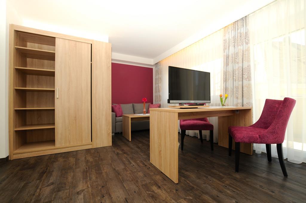 Comfort Family Room