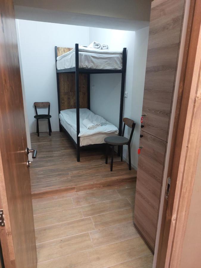 Bunk Bed Mixed Dormitory Room