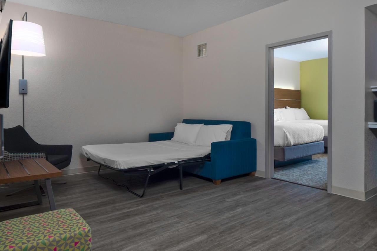 Two-Bedroom Suite