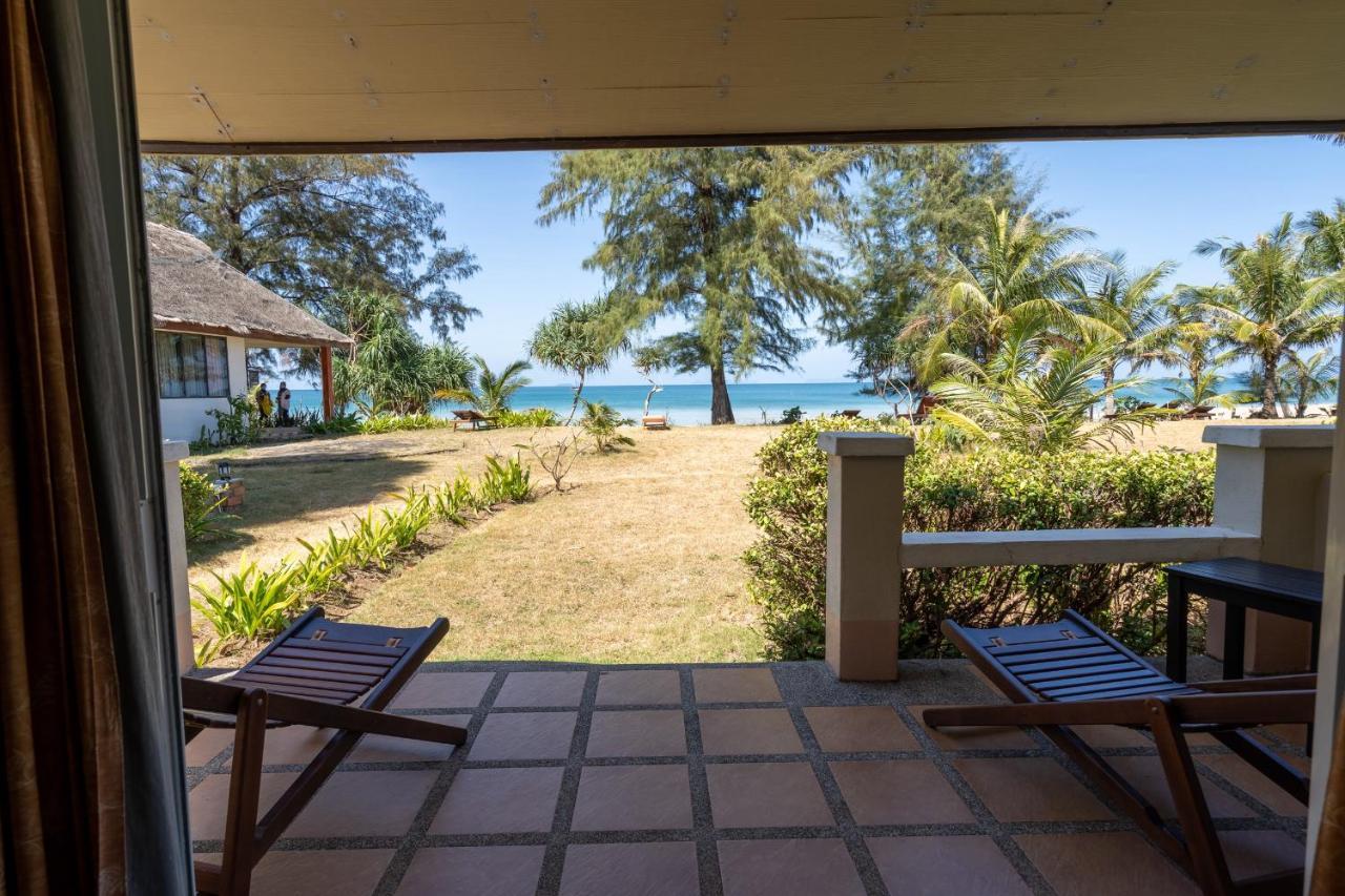 Superior Beachfront Bungalow