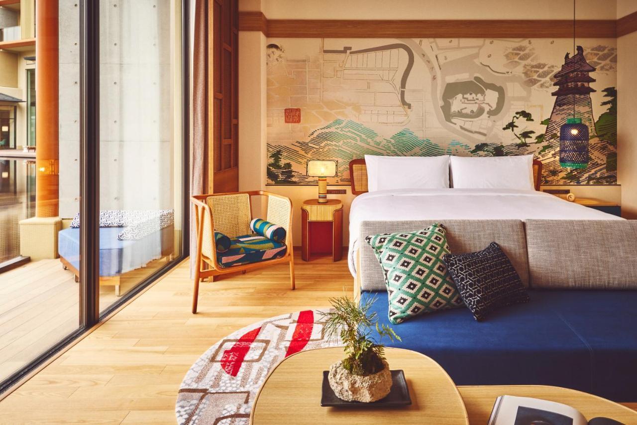King Suite with River View