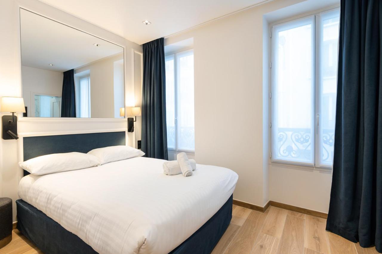 Superior Double Room Street View