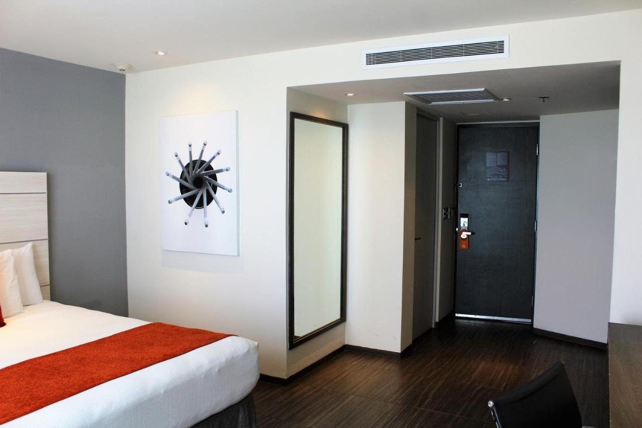 Habitación Deluxe con vistas al bulevar - Cama extragrande
