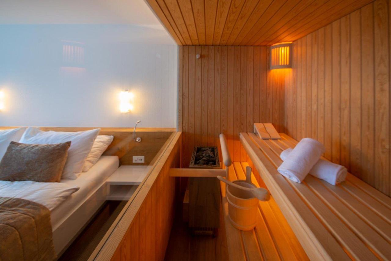 Deluxe Double Room Sauna