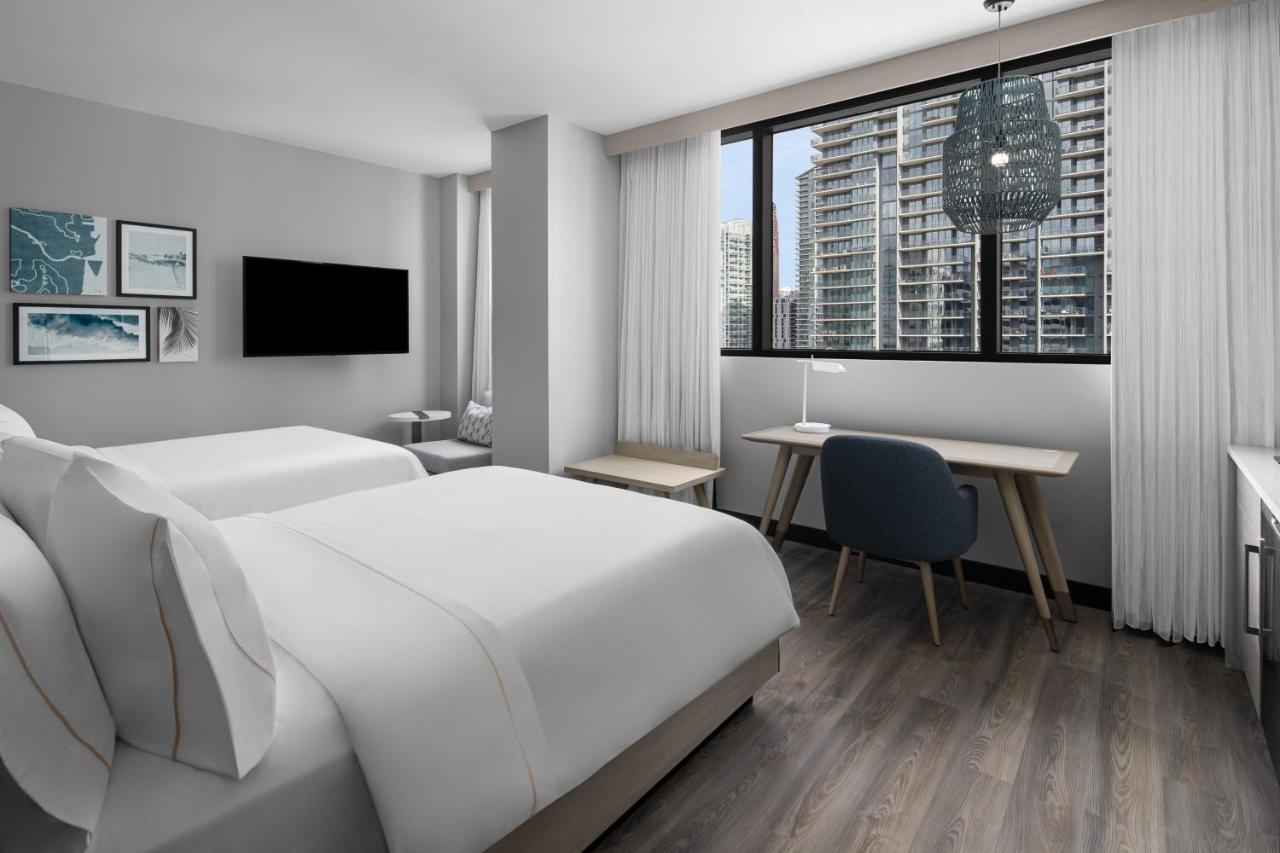 Estudio con cama grande y vistas a la ciudad - Adaptado para personas con discapacidad auditiva