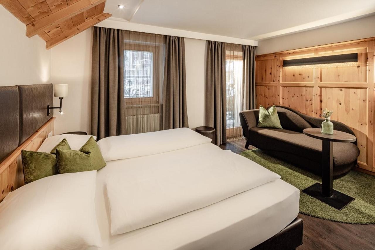 Superior Double or Twin Room with Balcony