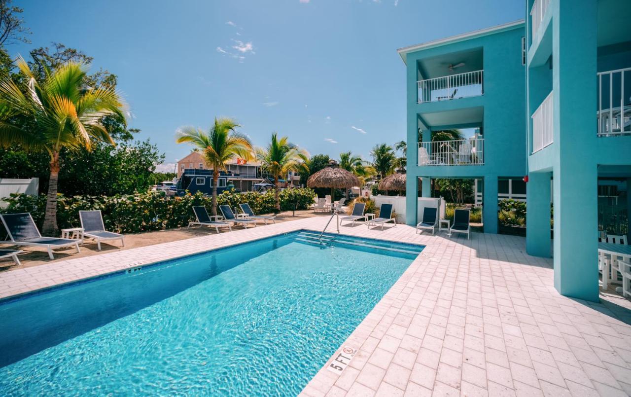 Island View Studio Off the Main Property