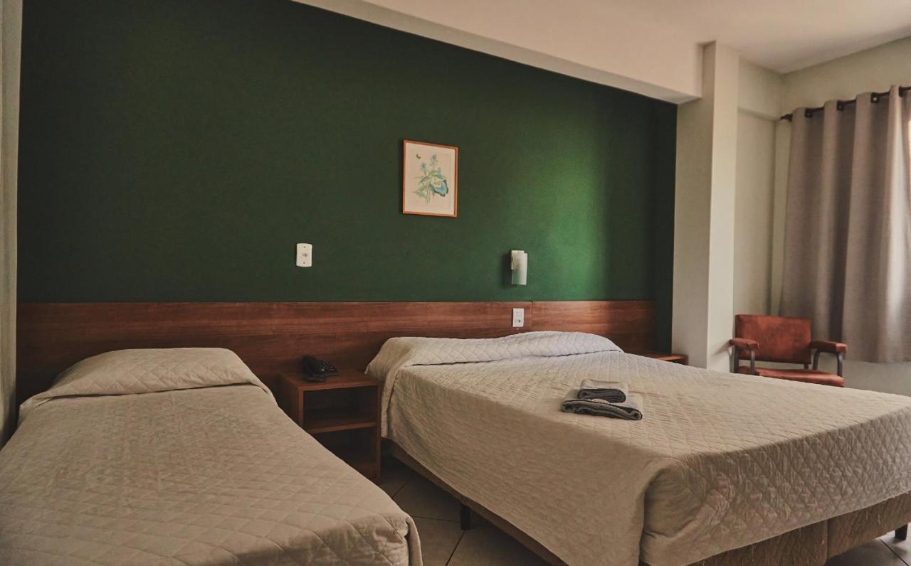 Quarto Triplo Standard