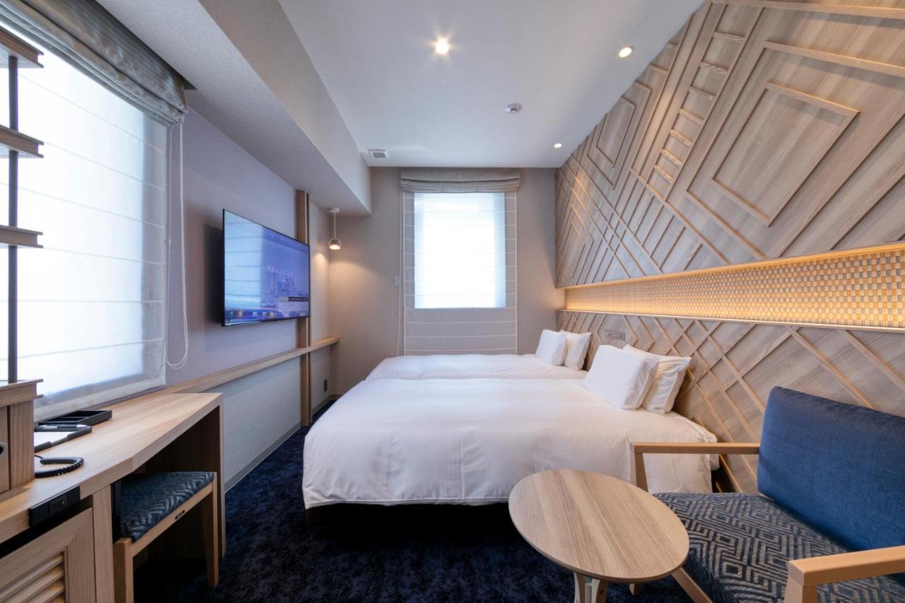 Twin Room A with Shower Booth