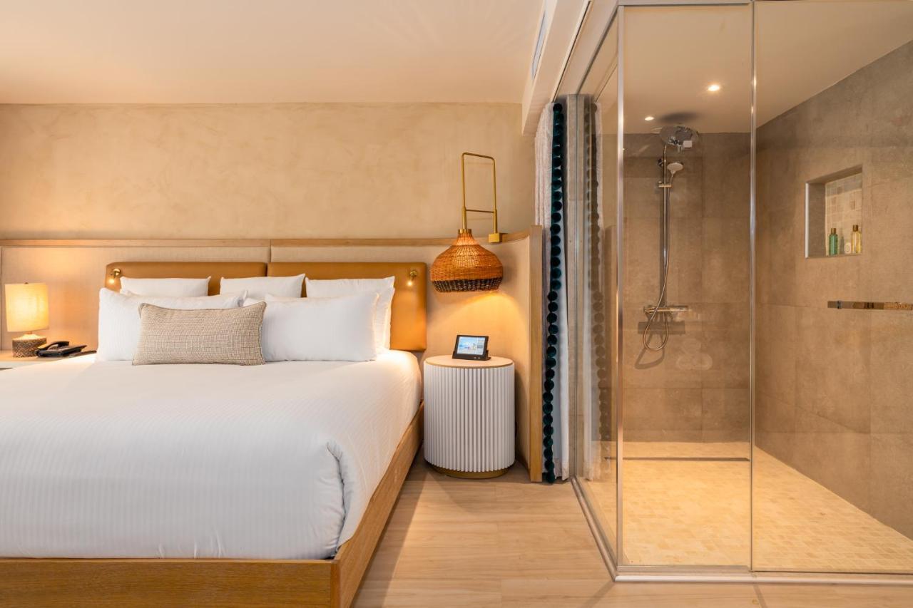 Junior Suite Garden View King Beds