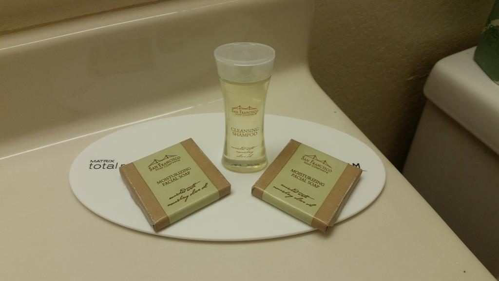 King Studio Suite -  Non-Smoking