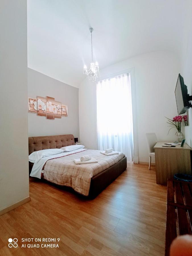 Double Room,736083259:JPEG