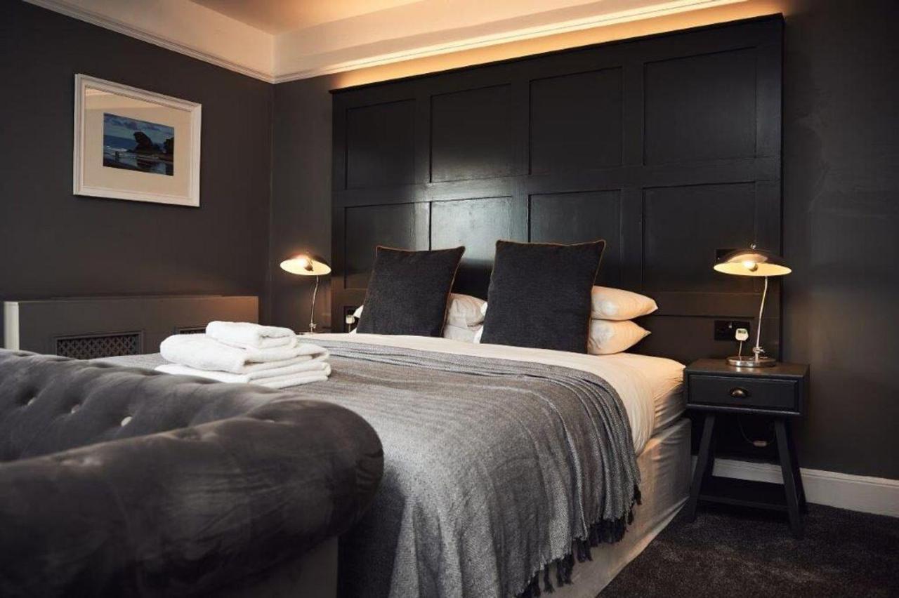 Deluxe Double Room with Shower