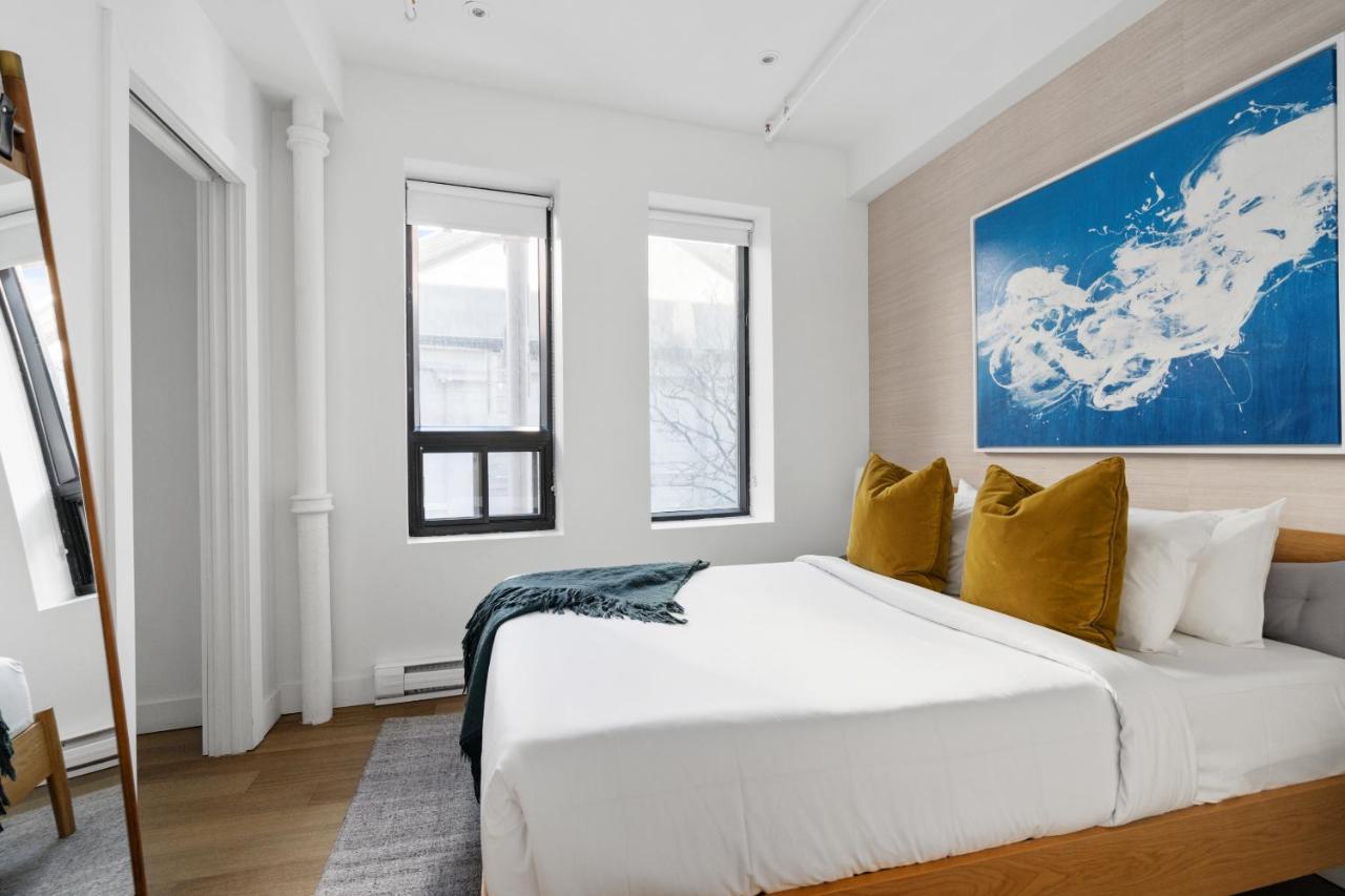 Deluxe One-Bedroom with Sofa Bed
