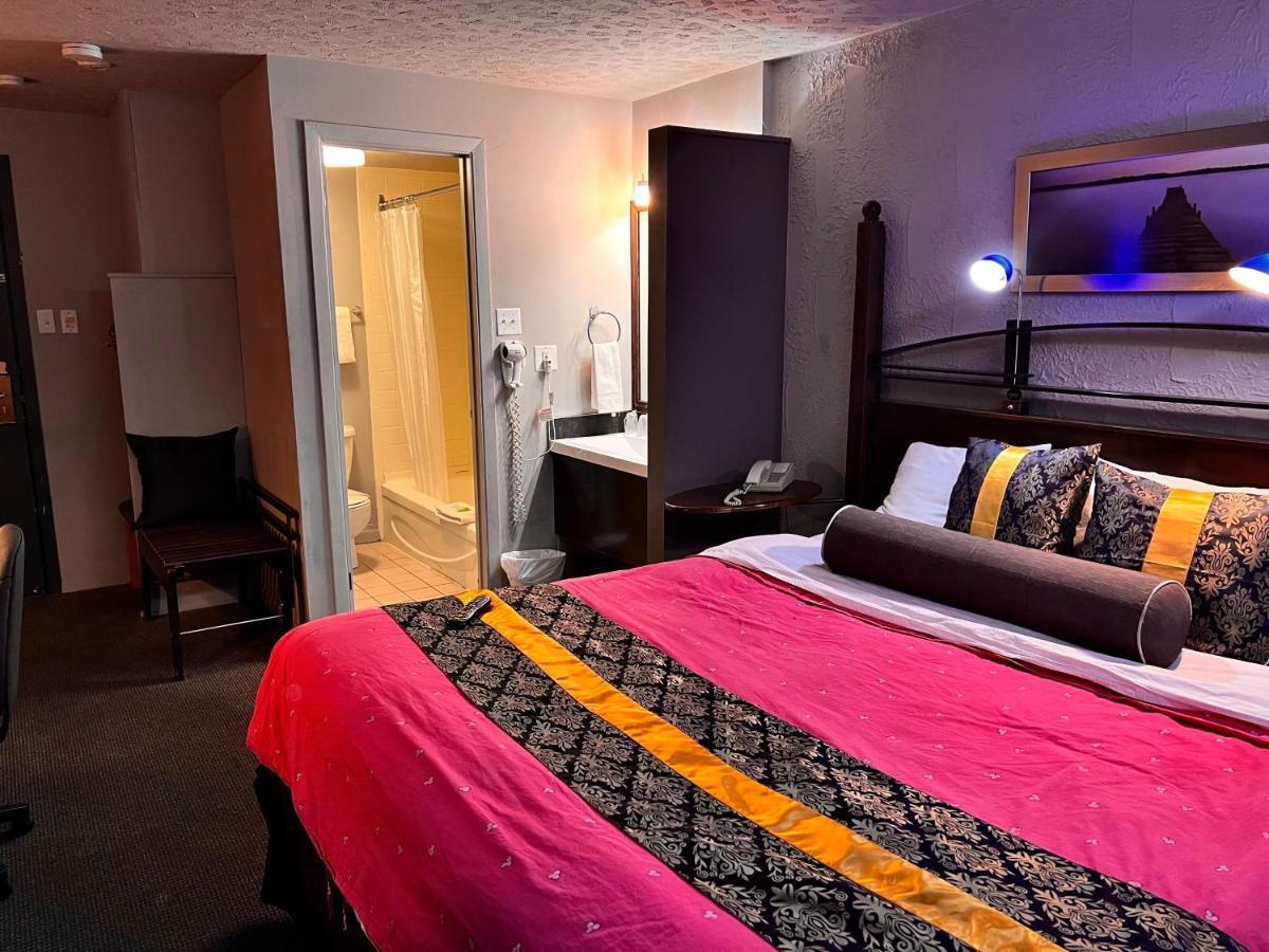 Superior King Room - Non-Smoking