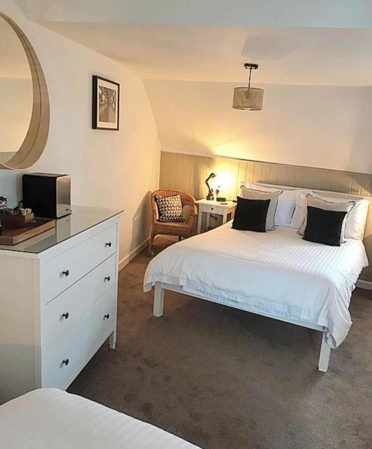 Quadruple Room,1722978491:JPEG