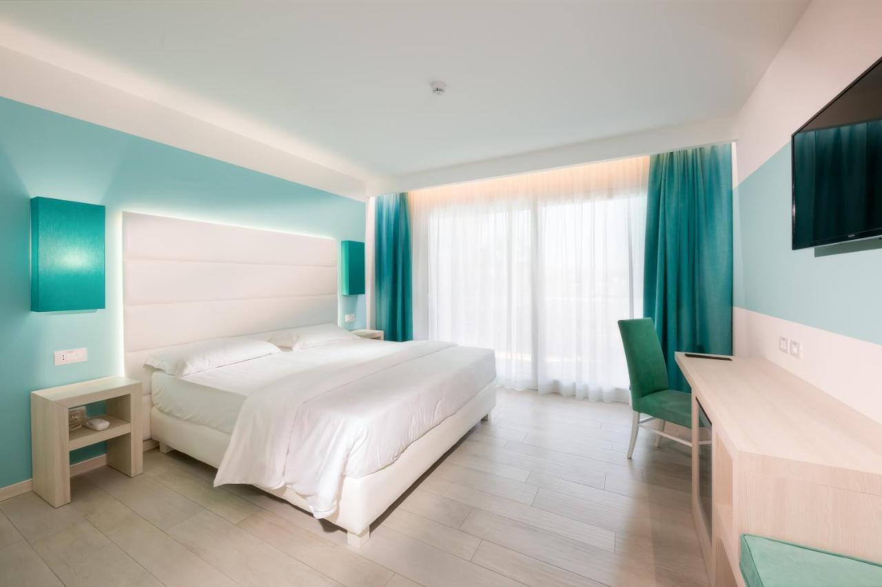 Superior Room,1195085890:JPEG