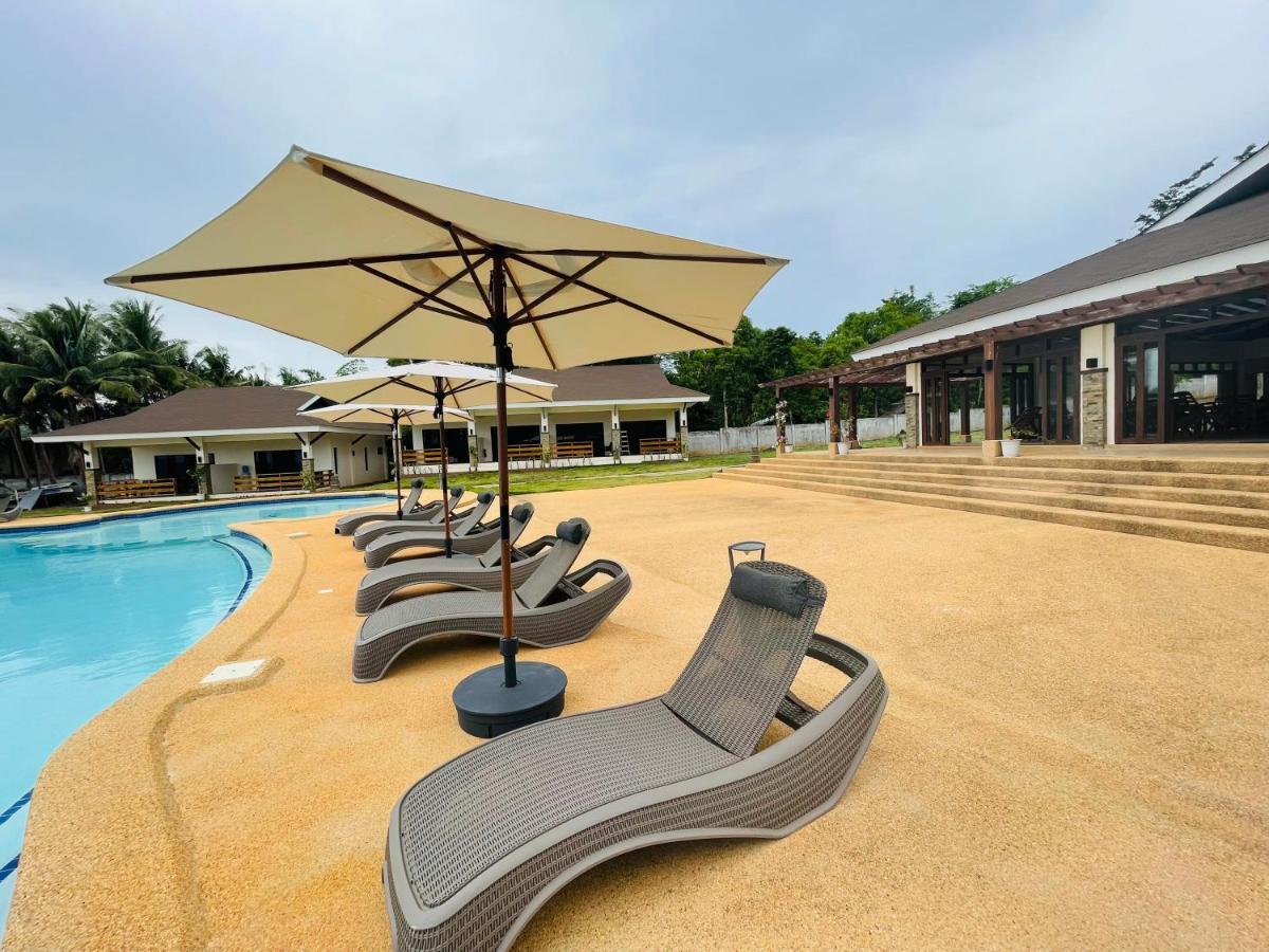 Deluxe Double or Twin Room with Pool View