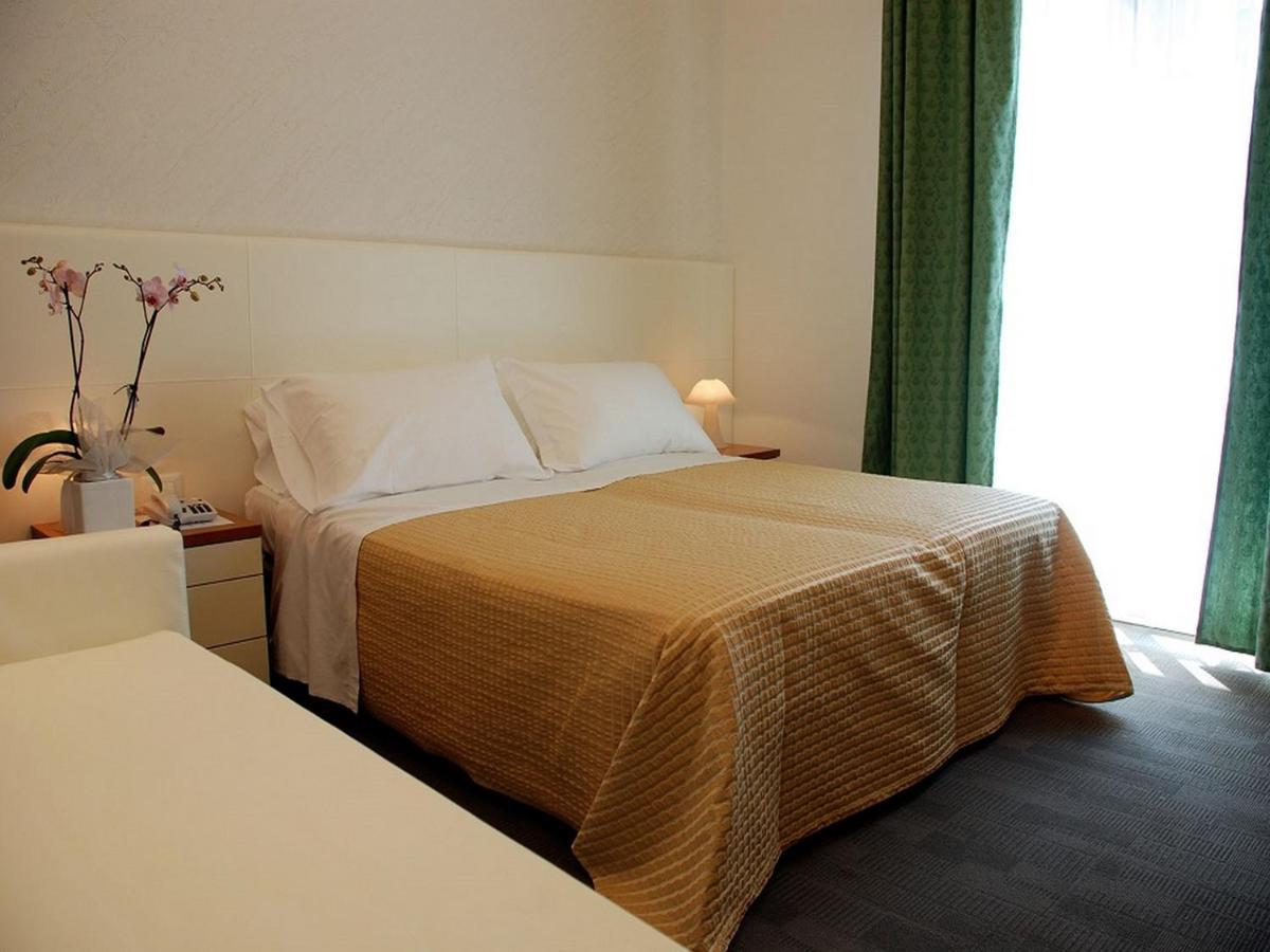 Superior Dreibettzimmer